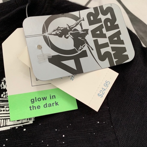 GAP x STAR WARS | Glow in the Dark Millennium Falcon T-Shirt *HTF* size 18-24mo - Picture 4 of 7